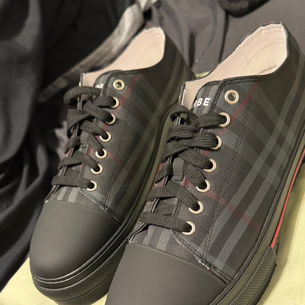 Burberry Black and Gray Checkered Sneakers - Picture 6 of 7